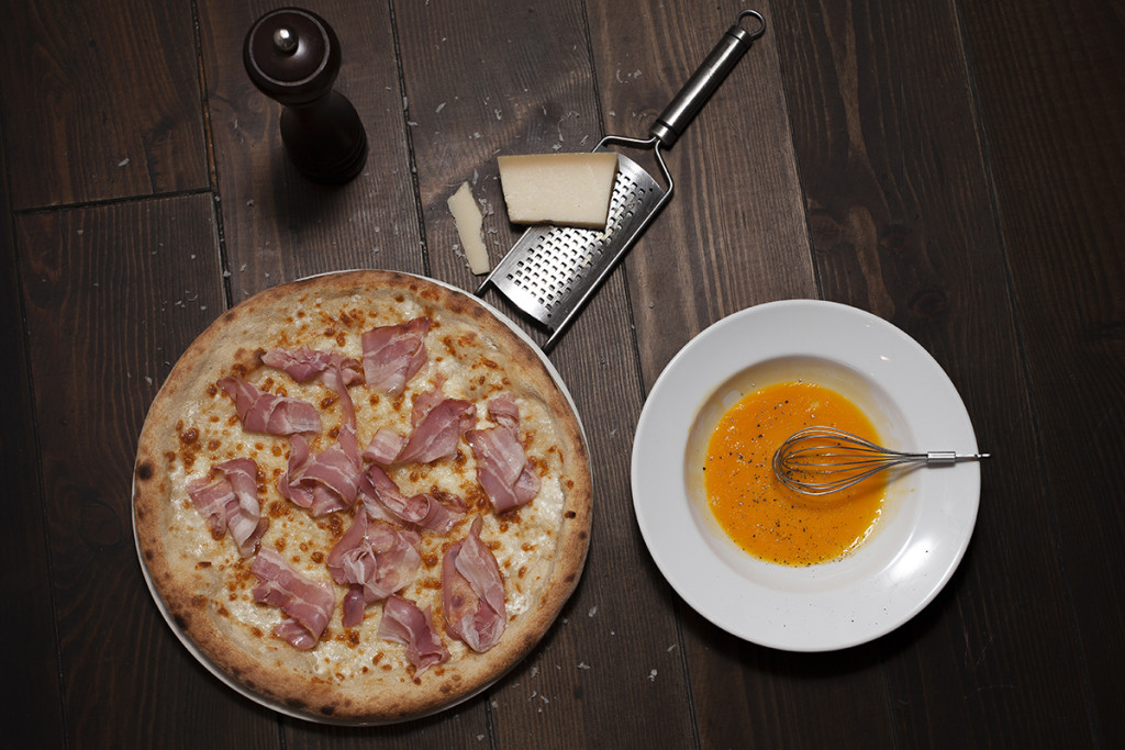 Pizza bacon con queso